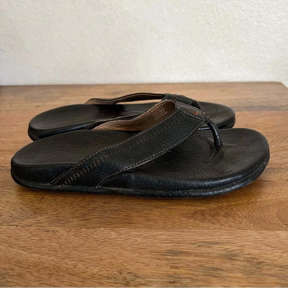 OLUKAI | HIAPO MENS PREMIUM SANDAL | BLACK SIZE 7